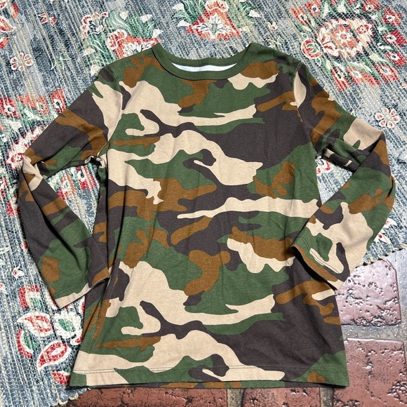 Wonder Nation camouflage long sleeve tee - Picture 1 of 3